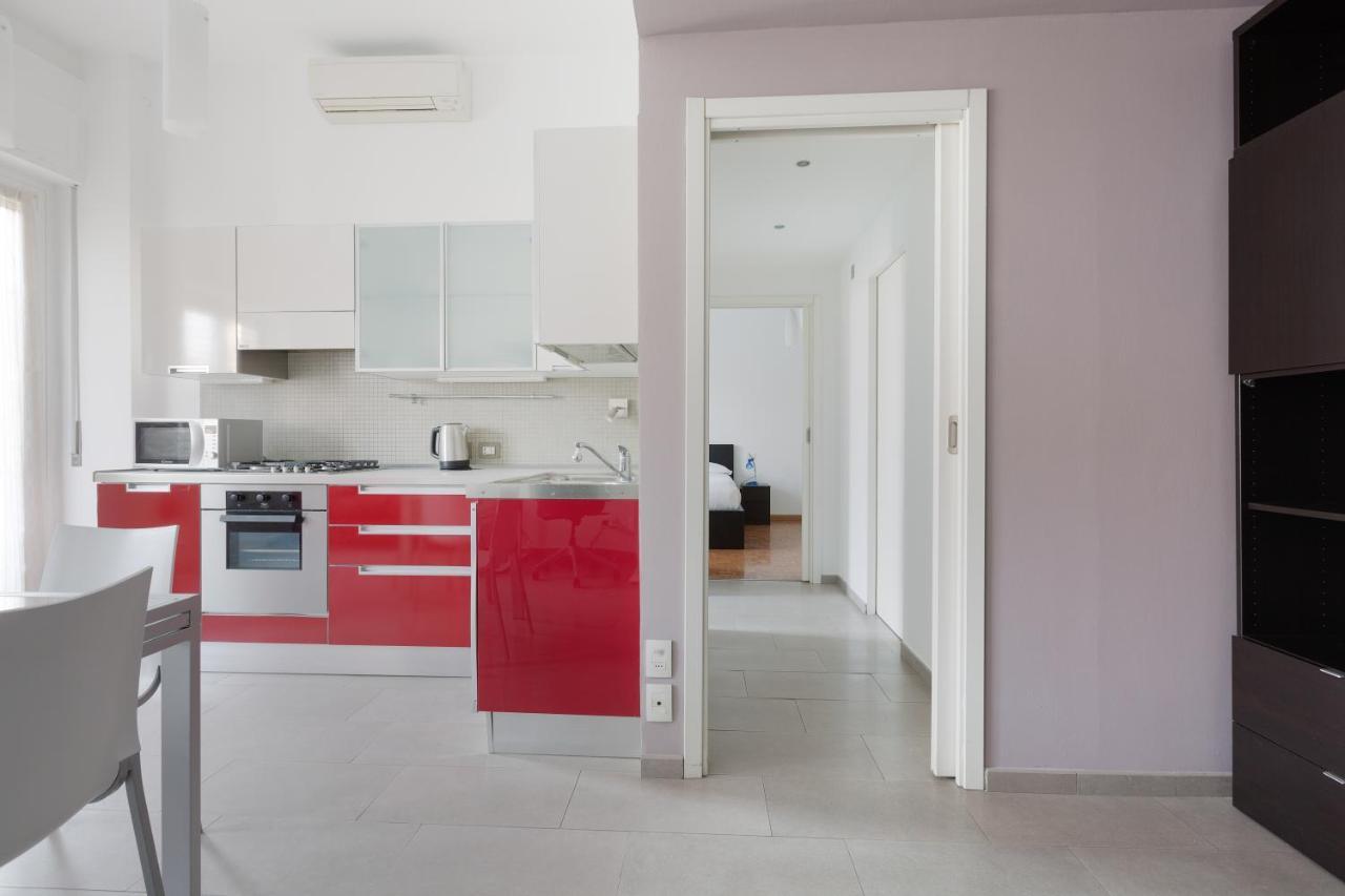 Cozy Apt With Balcony - Mm2 Sant'Agostino Leilighet Milano Eksteriør bilde