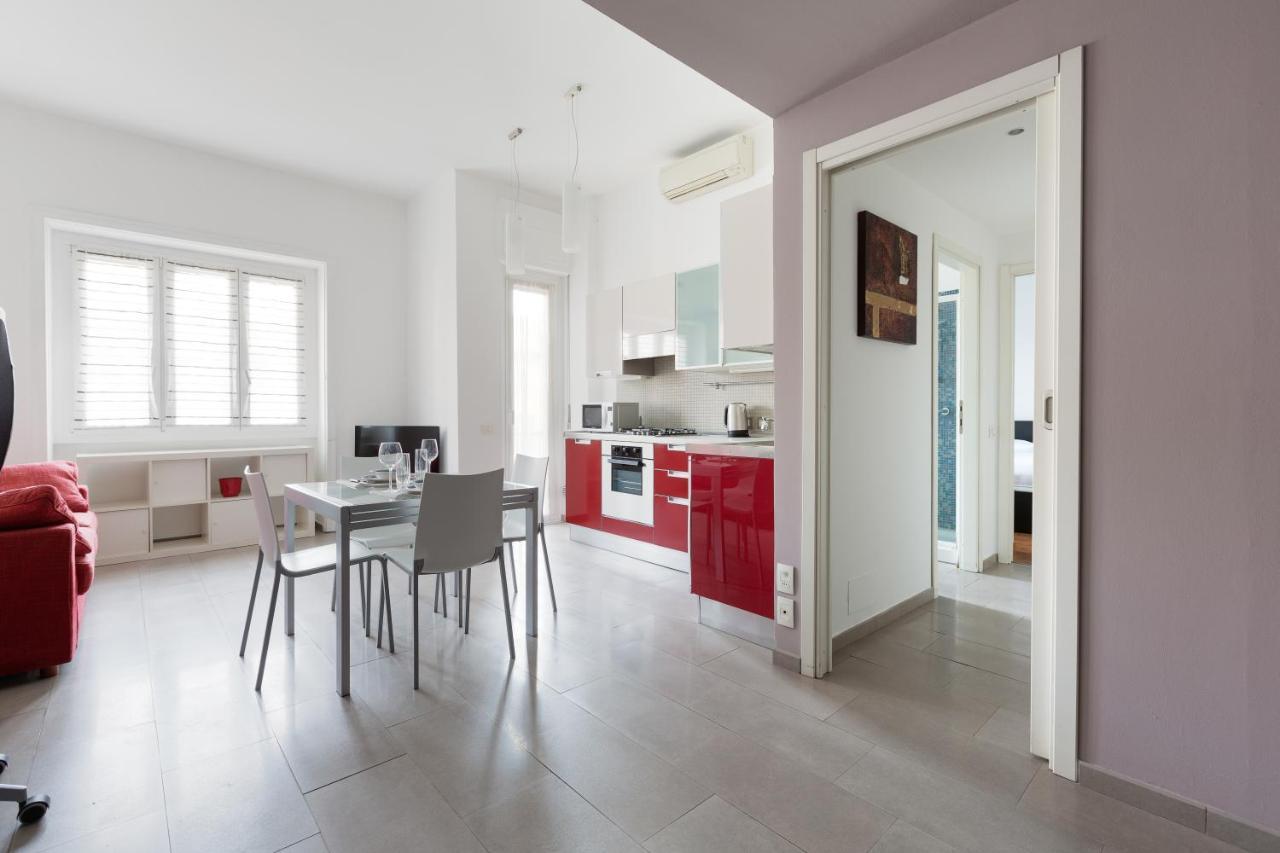 Cozy Apt With Balcony - Mm2 Sant'Agostino Leilighet Milano Eksteriør bilde
